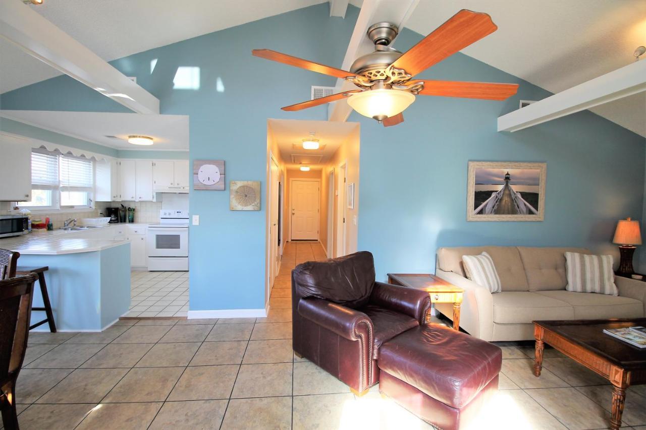 Salty Shack Unit C - Salty Shack - Dog Friendly Home - Across From The Beach - Central Location! Folly Beach Kültér fotó