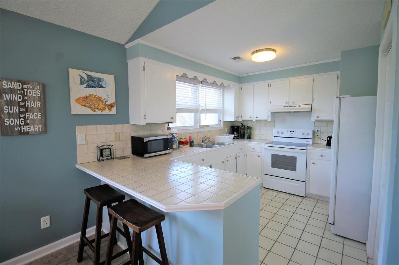 Salty Shack Unit C - Salty Shack - Dog Friendly Home - Across From The Beach - Central Location! Folly Beach Kültér fotó