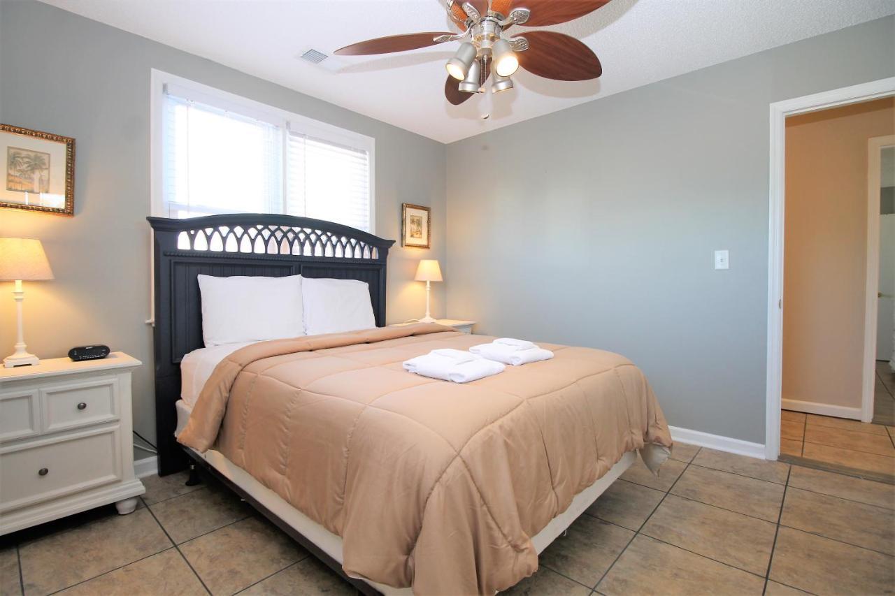 Salty Shack Unit C - Salty Shack - Dog Friendly Home - Across From The Beach - Central Location! Folly Beach Kültér fotó