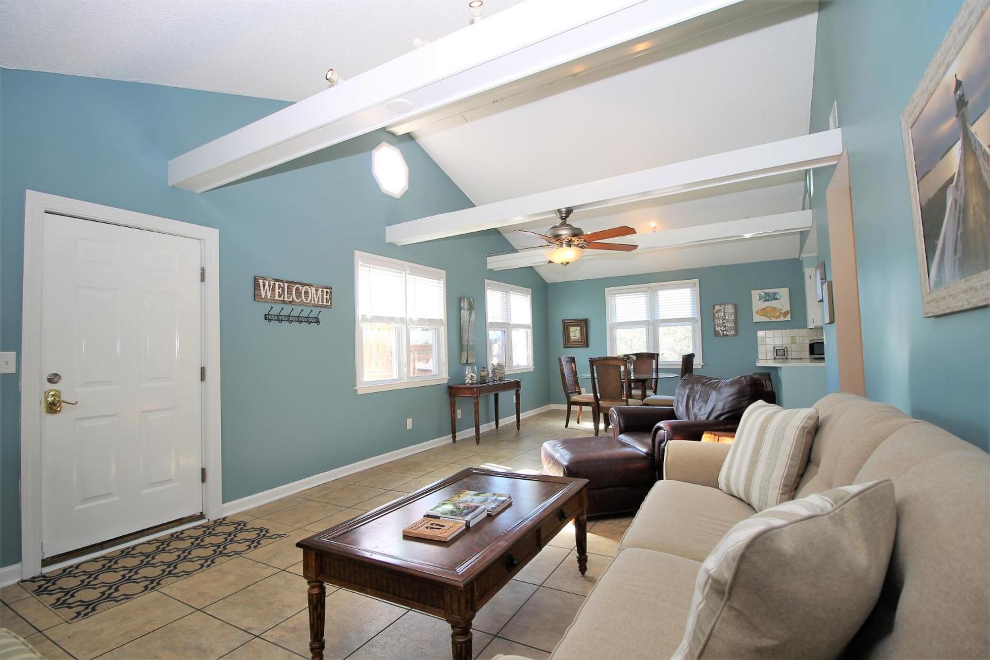 Salty Shack Unit C - Salty Shack - Dog Friendly Home - Across From The Beach - Central Location! Folly Beach Szoba fotó
